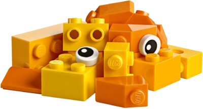 LEGO Classic - Valiza creativa 10713, 213 piese