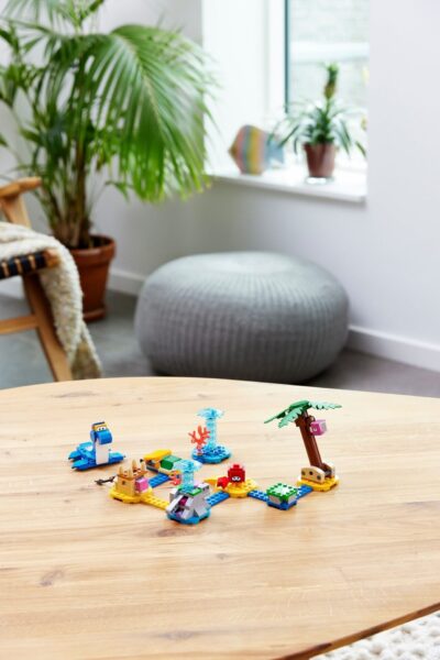 Lego Super Mario 71398 - Set de extindere Plaja lui Dorrie