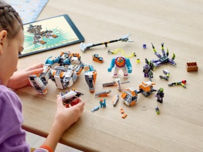 Lego Monkie Kid 80025 - Robotul incarcator al lui Sandy
