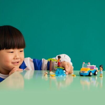 LEGO® Friends 41725 - Distractie pe plaja in buggy