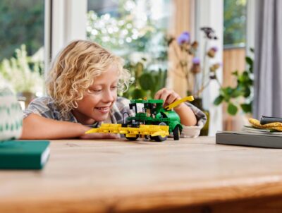 LEGO® Technic 42168 - John Deere 9700 Forage Harvester
