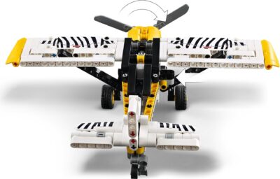 LEGO® Technic 42198 - Avion pentru zone greu accesibile