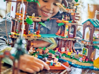 LEGO® Friends 42631 - Casa din copac din tabara de aventuri