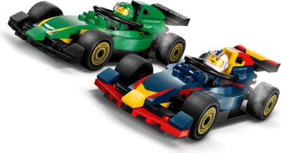 LEGO® City 60445 - Camion F1® cu masinile F1® RB20 si AMR24