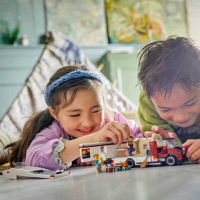 LEGO® City 60454 - Rulota pentru aventuri de vacanta