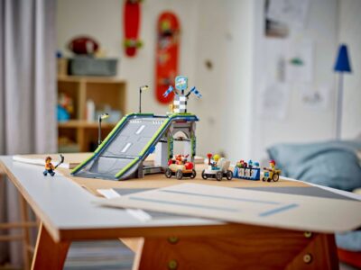 LEGO® City 60460 - Fara limite: Rampa pentru curse de masini