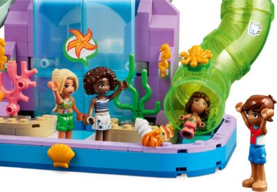 LEGO® Friends 42630 - Parc acvatic din orasul Heartlake
