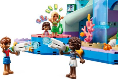 LEGO® Friends 42630 - Parc acvatic din orasul Heartlake