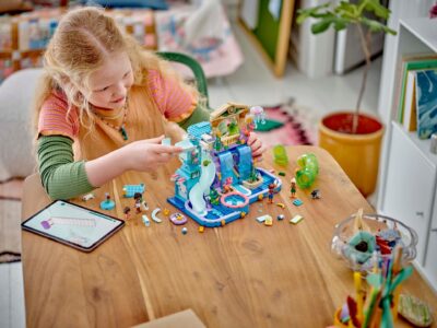 LEGO® Friends 42630 - Parc acvatic din orasul Heartlake