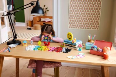 LEGO® Classic 11042 - Cutia creativitatii si veseliei
