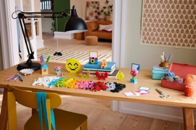 LEGO® Classic 11042 - Cutia creativitatii si veseliei