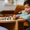 LEGO® Minions 75580 - Despicable Me - Minionii si masina-banana