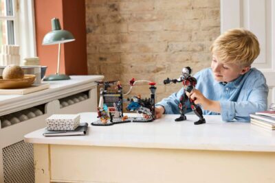 LEGO® Marvel 76314 - Batalia plina de actiune din Capitanul America: Razboi civil