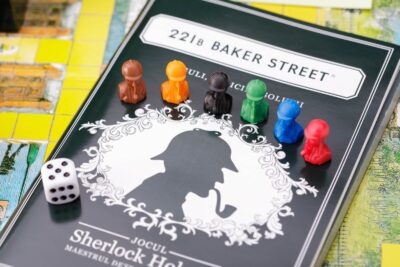 Gibsons Joc de societate G780 - Jocul lui Sherlock Holmes maestrul detectiv particular