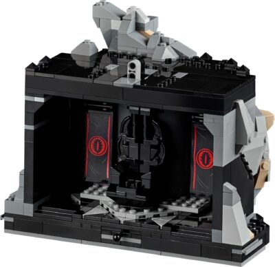LEGO® Icons 10333 - Stapanul inelelor: Barad-dur™
