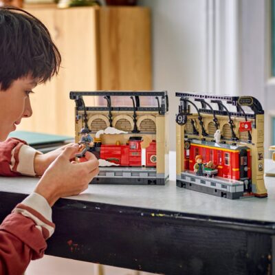 LEGO® Harry Potter™ 76450 - Coltul cu carti: Expresul Hogwarts™