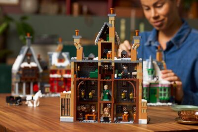 Lego Harry Potter 76457 - Satul Hogsmeade