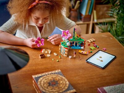 43252_lifestyle_build Lego Disney 43252 - Ghiveciul Moanei