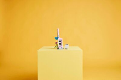 LEGO® Creator 31169 - Masina de scris cu flori (3:1)