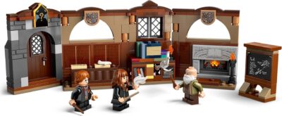 LEGO® Harry Potter 76442 - Castelul Hogwarts™: Ora de farmece