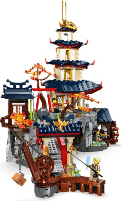 LEGO® NINJAGO® 71814 - Orasul templelor la turneu