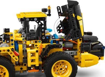42209_web_sec06_nobg LEGO® Technic 42209 - Incarcator frontal Volvo L120 Electric