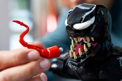 Lego Super Heroes 76356 - Bustul lui Venom Marvel